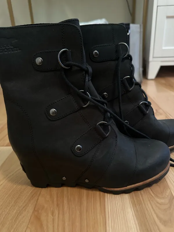 Sorel Boots Women’s - Image 2