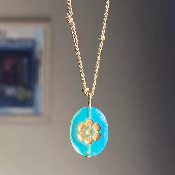 Handmade quality Czech glass bead good tone stainless steel necklace 💐🩵 - Image 2