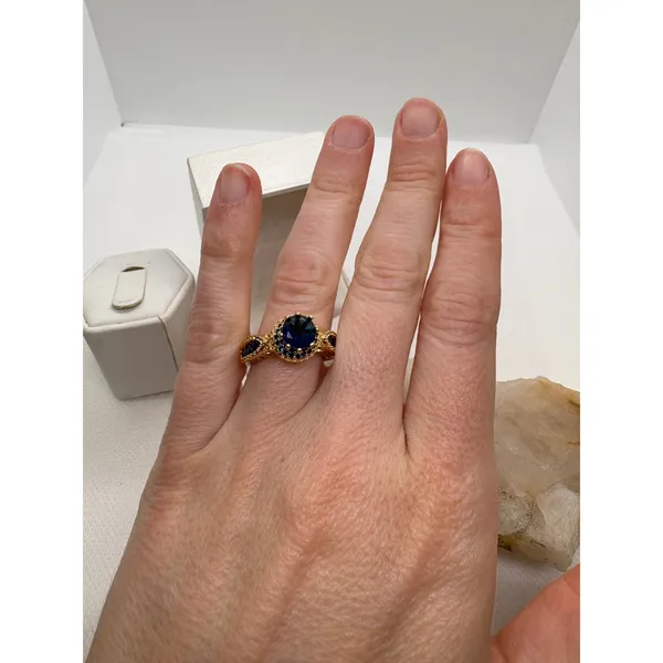 Gold‎ Plated Blue Cubic Zirconia Filigree Crown Statement Ring Size 6.75 - Image 2