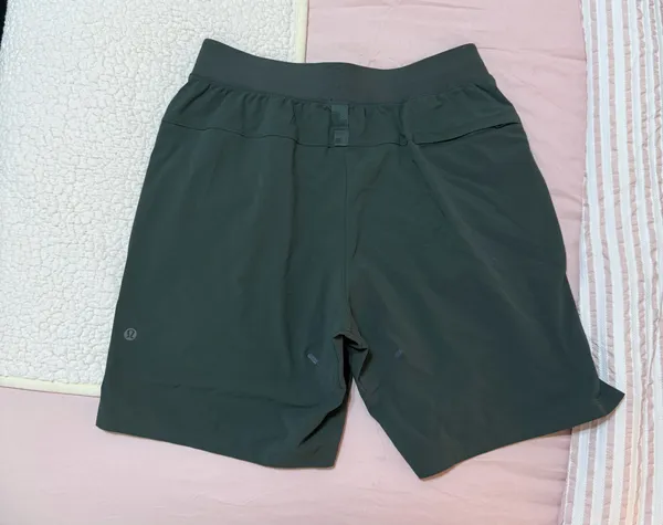 Lululemon License to Train Shorts 7" Linerless - Image 2