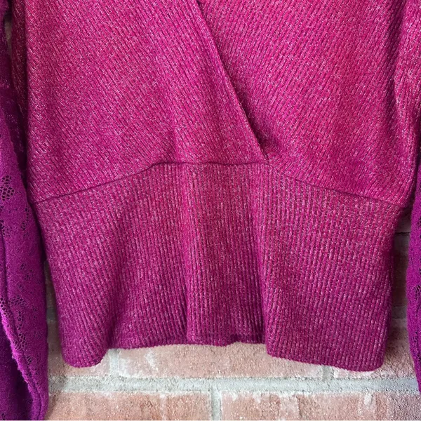 Anthropologie Lace Sleeve Women’s Medium Berry Pink Ribbed Feminine Flirty - Image 5