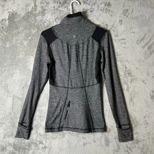 Lululemon Run: Your Heart Out Pullover Heathered Grey and Black Rulu‎ Size 4 - Image 5