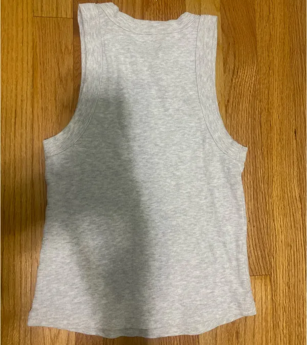 Old navy tank top - Image 2