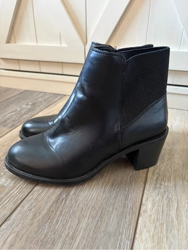 Cato Black Women's Leather Block Heel Ankle Boots - Image 3
