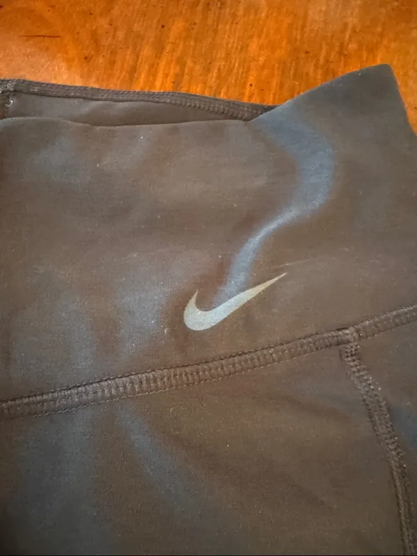 Nike Black Capri Performance Leggings - Image 3