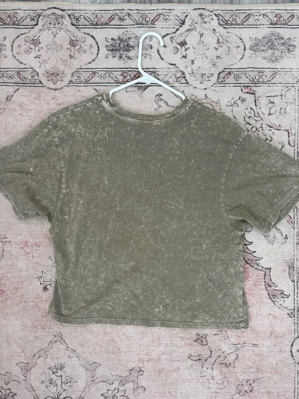 Boutique Zutter Graphic Tee - Image 2