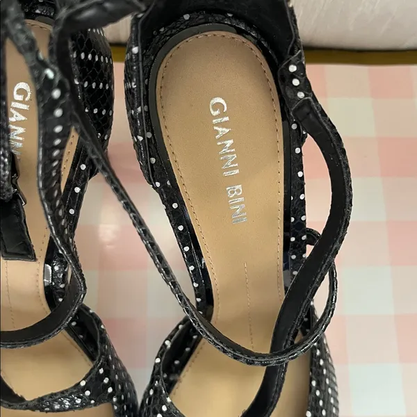 Giani Bernini  Black  polka withCrisscross Studded Heels - Image 5