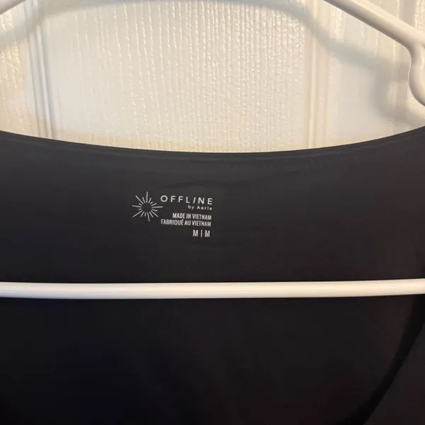 Aerie OFFLINE Black Long Sleeve Scoop Neck Active Top - Image 3