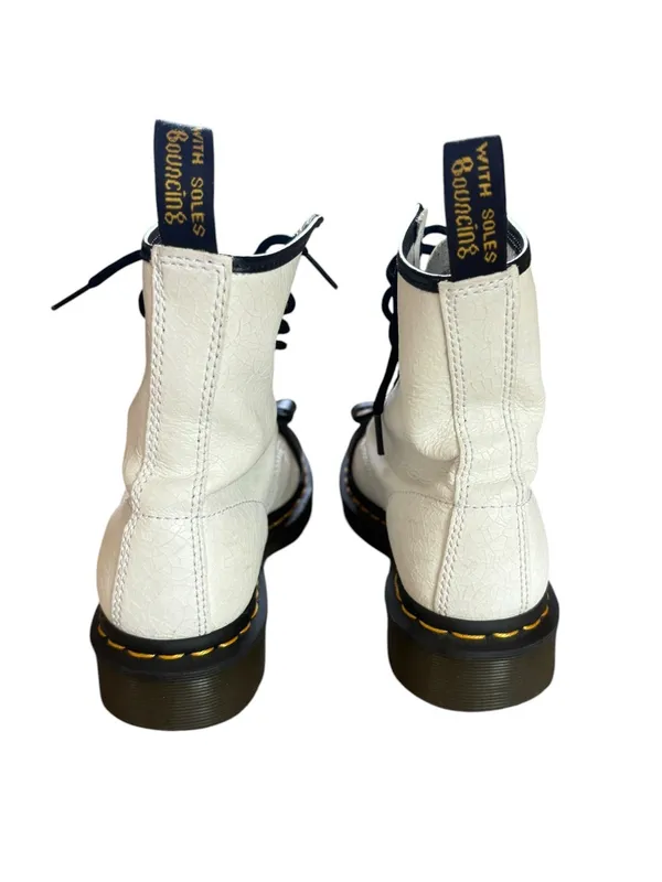 Dr Doc Martens 1460 White Black Crackle Patent Lamper Smooth Leather Womens 7 - Image 6