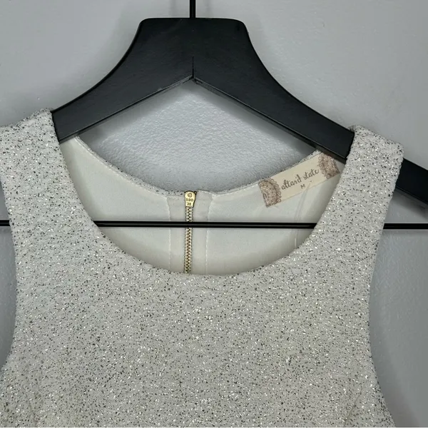 Altar'd State Off White Dress with Gold Sparkles Size M NWT - Image 4
