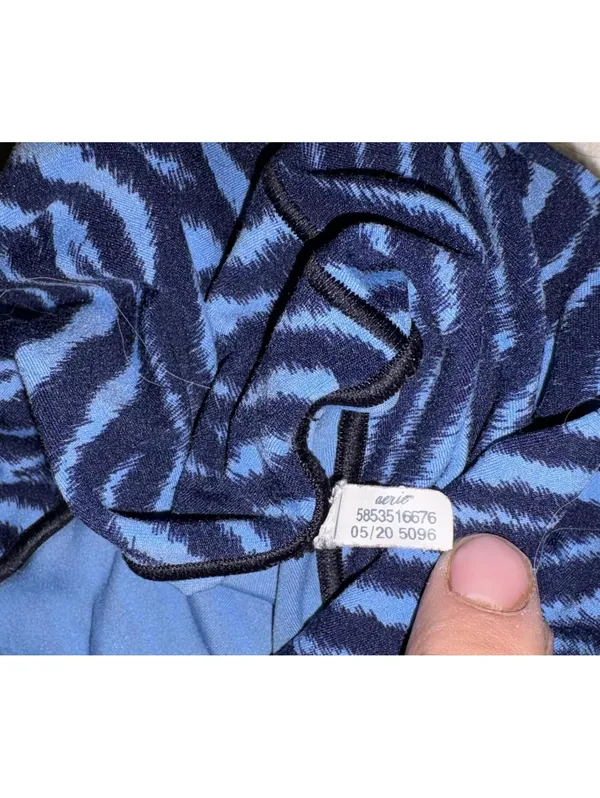 Aerie Blue and Black Zebra Print Leggings Woman’s Medium Stretchy Spandex Blend - Image 3