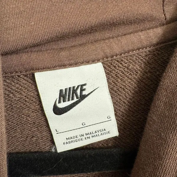 Nike Women's Sportswear Club Fleece Oversized Cropped Hoodie Brown Large - Image 4
