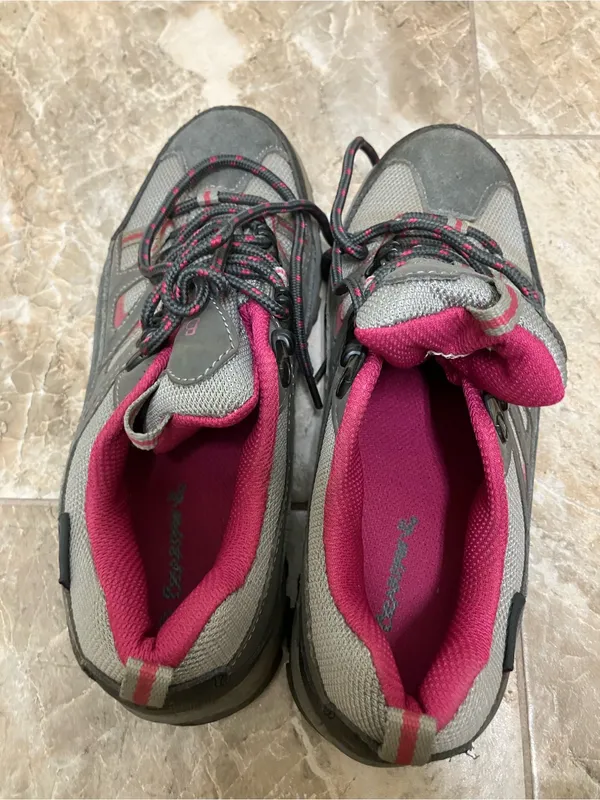 Bearpaw | EUC Waterproof Juniper Gray Hiking Shoes TSS0949 Boots Size 7.5 - Image 8