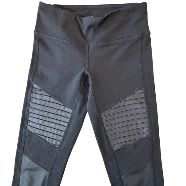 Alo Yoga Moto Panel Leggings Womens XS Black Ribbed Mesh High Performance Active - Image 4
