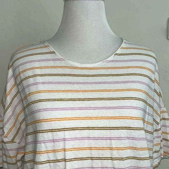 Madewell women’s medium Raw-Edged Hangout Tee in Branham Stripe‎ - Image 3
