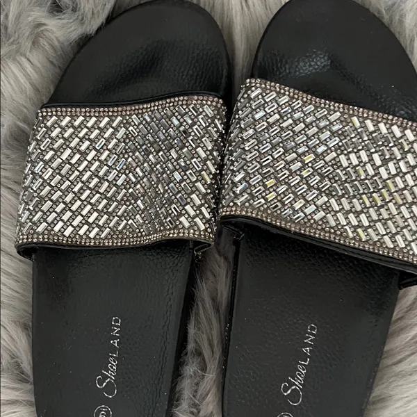 NWOT Shoeland Black Slide Sandals with Silver Beaded Strap sz 9 - Image 2