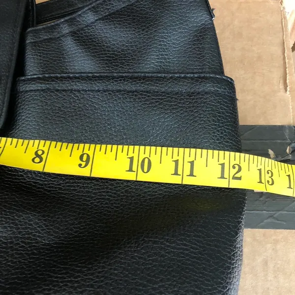 2000s Y2K Gothic Grunge Black manmade pebbled leather shoulder hand bag purse o ring silver hardware. Adjustable straps, can also be a crossbody Measurement in pics #whimsygoth #gorpcore #subverse #emo - Image 5
