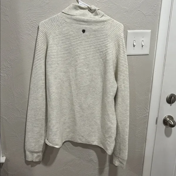 Kuhl Solace Turtleneck Merino Wool Blend Sweater in Natural Size Large - Image 7