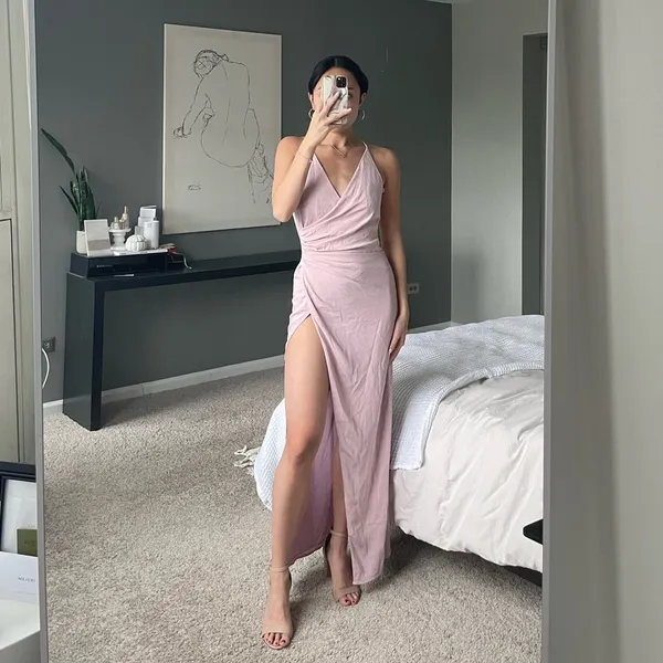 Superdown pink crossover high slit below back backless maxi dress prom gown - Image 3