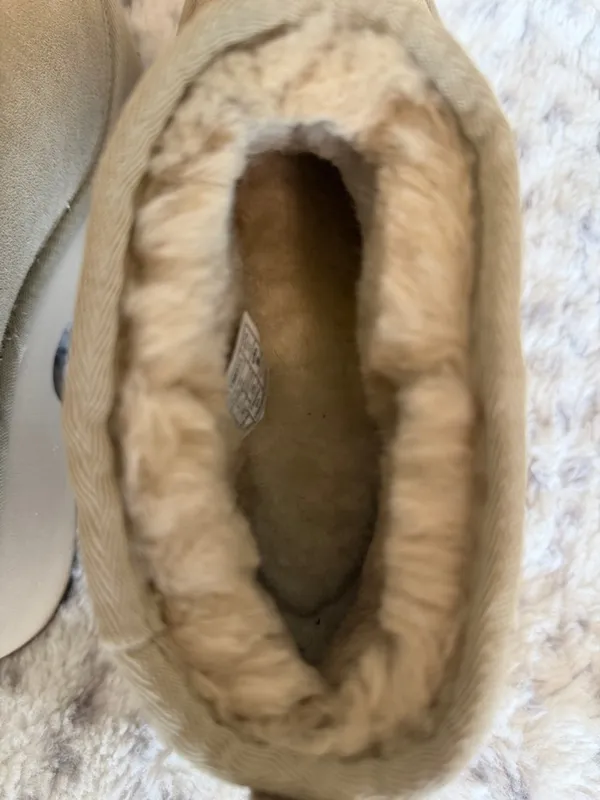UGG Classic Ultra Mini New Heights Platform Boot Sz 9 - Image 6