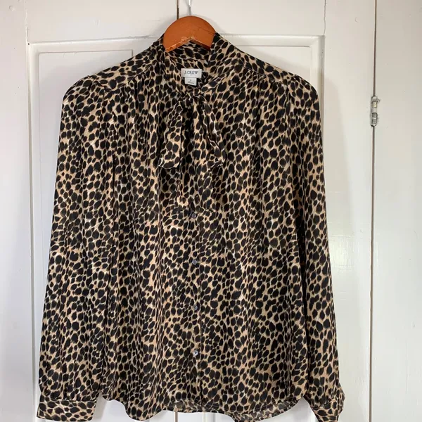 J. Crew Leopard Print Bow Neck‎ Long Sleeve Secretary Blouse Women's Size Small - Image 3
