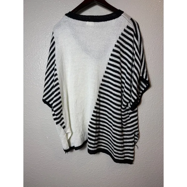 POL Black & White Striped V-Neck Dolman Sleeve Knit Sweater Size L - Image 2