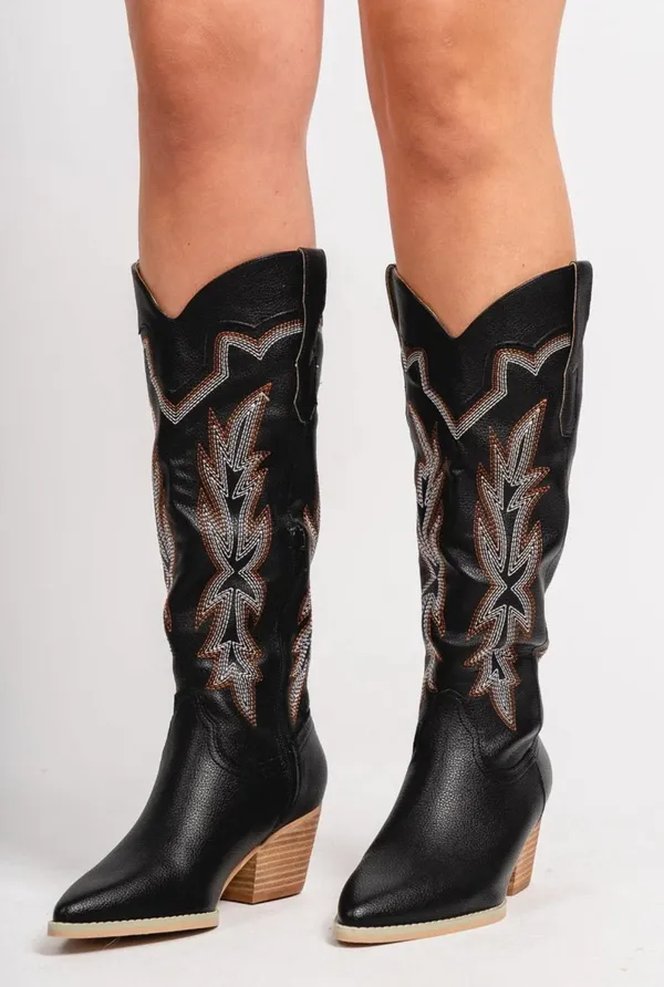 Cowboy boots  - Image 2