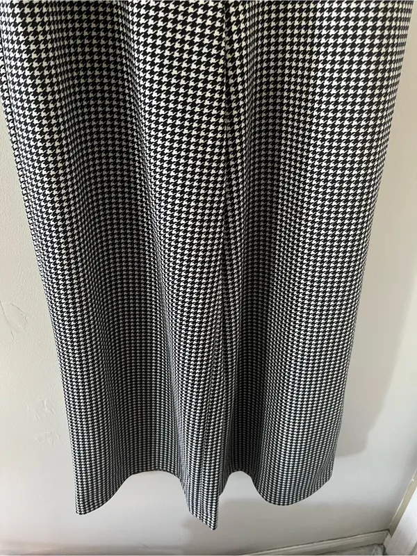 Express Black White Houndstooth Wide Leg Jumpsuit Small Preppy Business Casual - Image 3