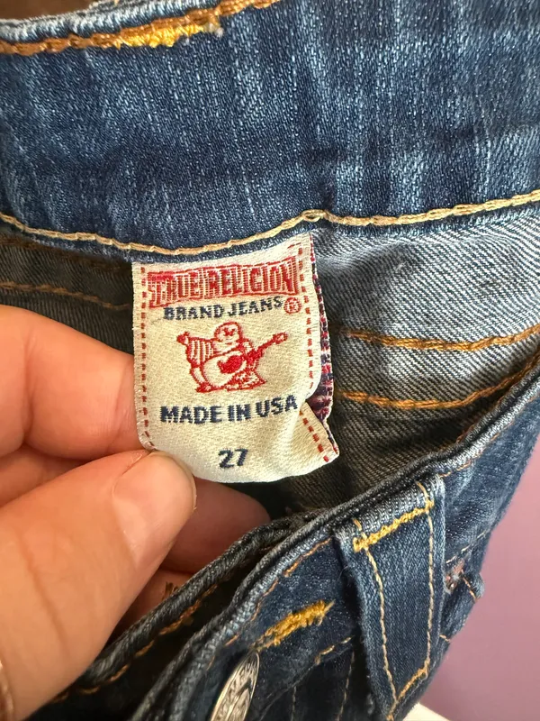 True Religion EUC Dark Blue Bootcut Jeans - Image 4
