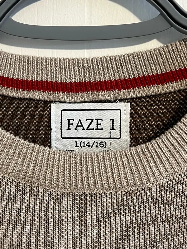 Women’s Western Crewneck Brown - Image 3
