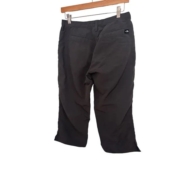 The North Face Womens‎ Pants 10 Gray Hiking Outdoor Capri Crop Gorpcore - Image 2