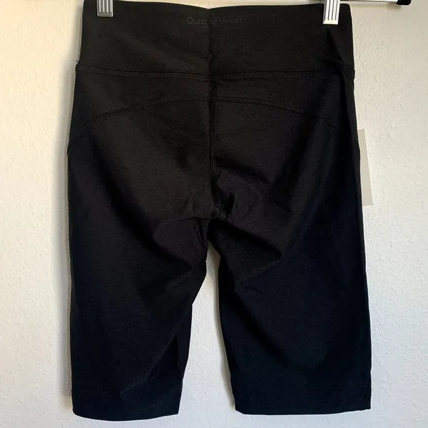 NWT Outdoor Voices Warmup 10" Bike Shorts‎ in Black - Image 3