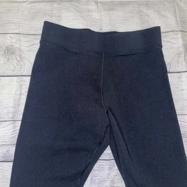 Nike Sportswear Classics High-Waisted Graphic Leggings - Image 3