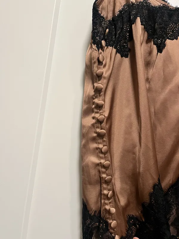 Abercrombie Lace and Satin Cami - Image 6