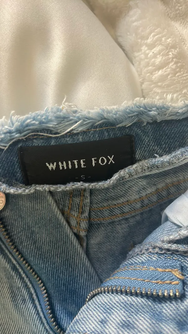 White Fox Jeans - Image 4