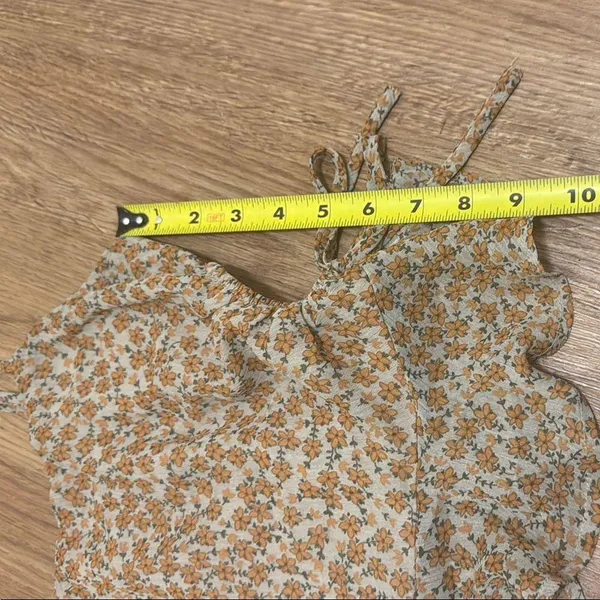 Illa Illa Small Tan & Orange Ditsy Floral Print Chiffon Tank Top Cutouts Strappy - Image 3
