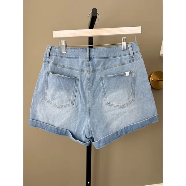 Halara Flex™ Mid Rise Zipper Pockets Denim Casual Shorts 3’' Medium - Image 3