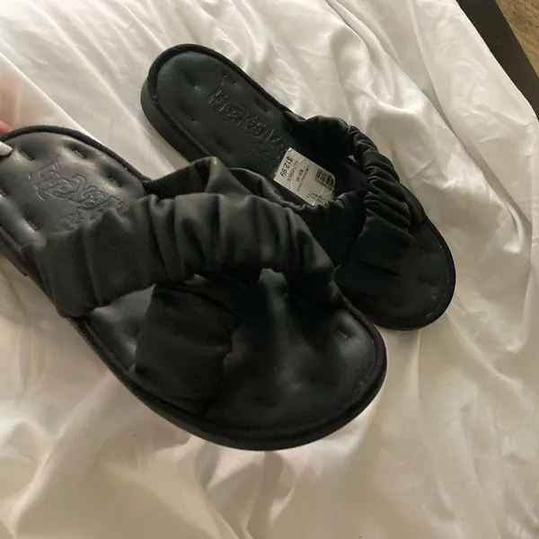 Black Crisscross Slip Ons Size 7 - Image 15
