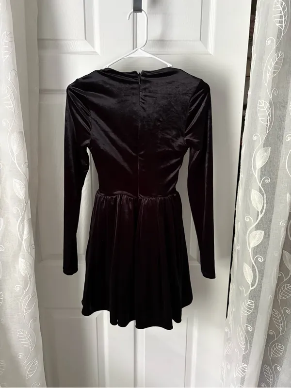 Oh Polly Black flattering Tera Velvet Square Neck Mini Dress corset bodice sz 2 - Image 9