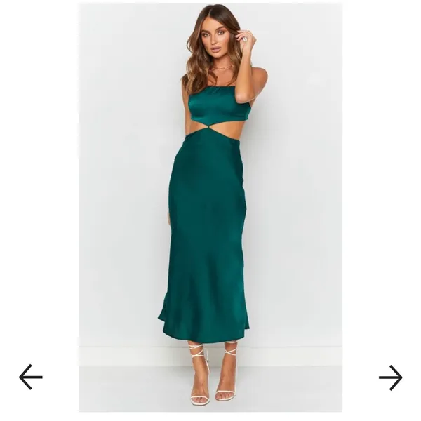 Beginning boutique forgiveness cut out satin dress in emerald - Image 12