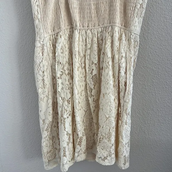 Abercrombie & Fitch Lace Cream Mini Dress Underwired Lined Medium - Image 9