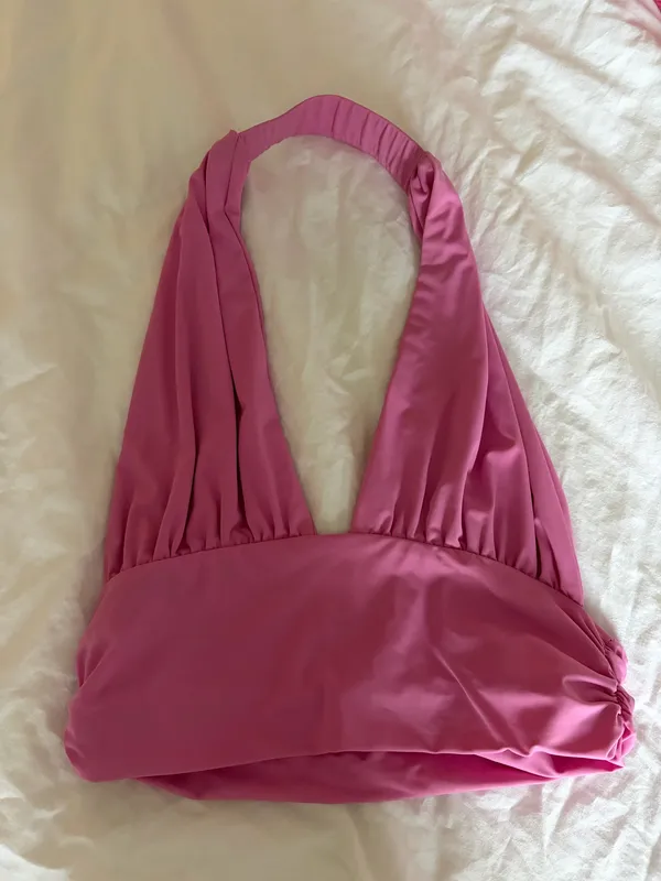 Edikted Hot pink crop top - Image 3