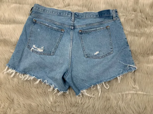 Abercrombie & Fitch Curve Love Boyfriend Short Mid Rise Distressed 33/16 - Image 2