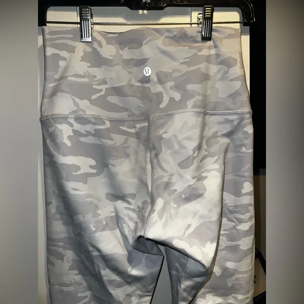 NWOT Lululemon Wunder Under High-Rise Tight 28" *Luxtreme - Image 7