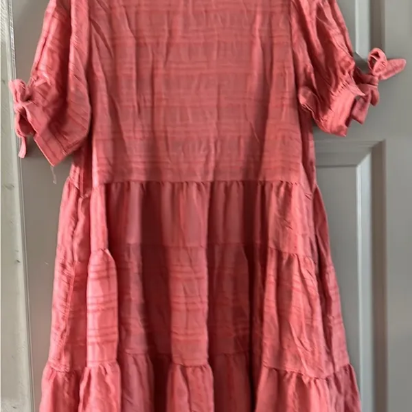 Beautiful Talulah dress. Brand new condition beautiful color - Image 2