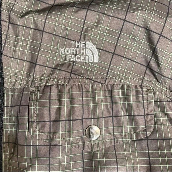The North Face Women’s Windbreaker - Image 3