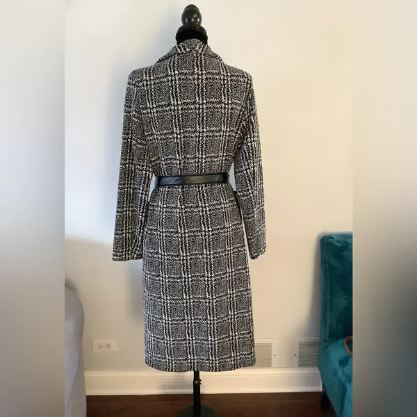 Nice,soft,very COMFY trench coat/long jacket 🖤🤍🖤 - Image 10