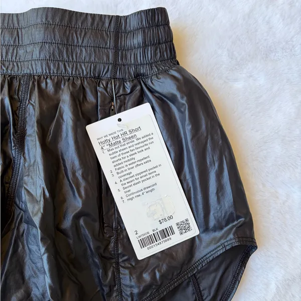 NWT Lululemon Hotty Hot High-Rise Lined Short 4" Matte Sheen - Image 2