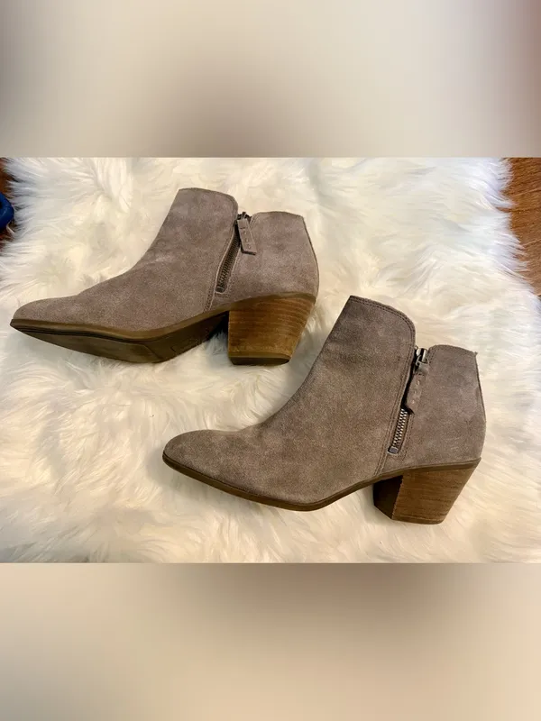 FRYE Women's Suede Ankle Booties in Taupe Size 9.5 - Image 4