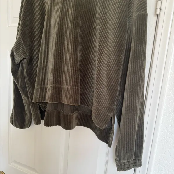 Aerie Groove on Offline Oversized Ribbed Olive Green pullover Sweater Hood M - Image 6